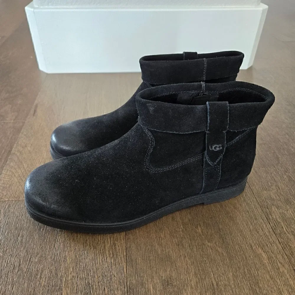UGG Josephine Cuff boots size 39